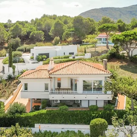 Villa Sarnella, *