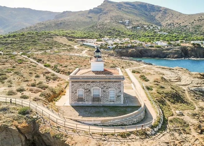 Sarnella, El Port De La Selva