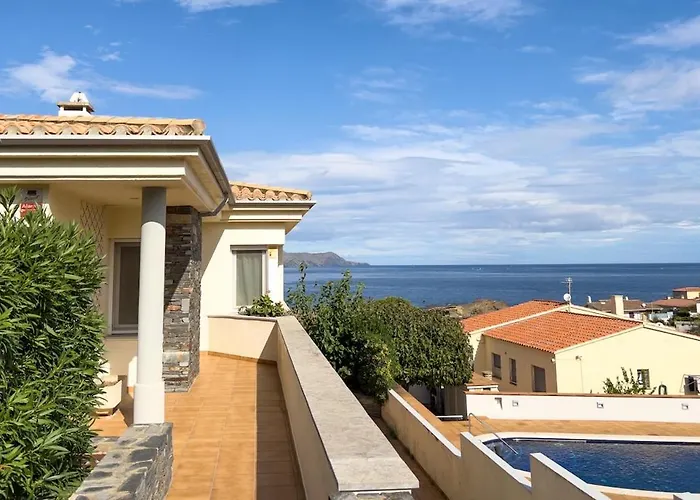 Villa Sarnella, *