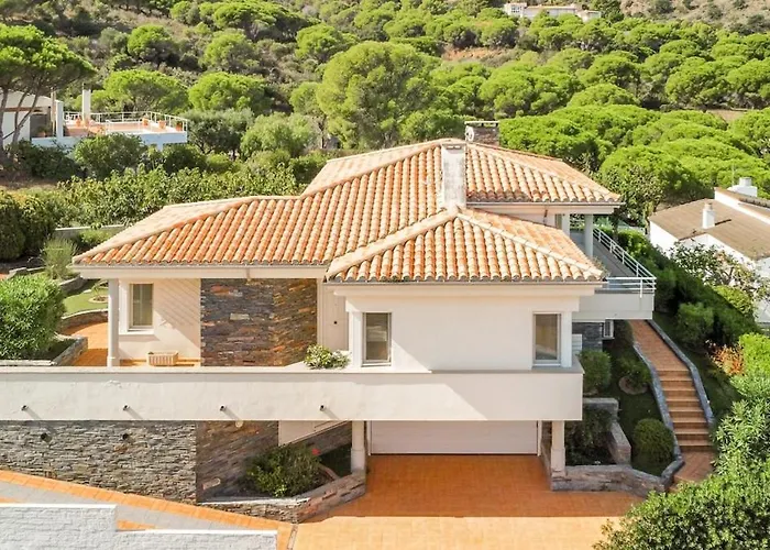 Sarnella, Villa El Port De La Selva